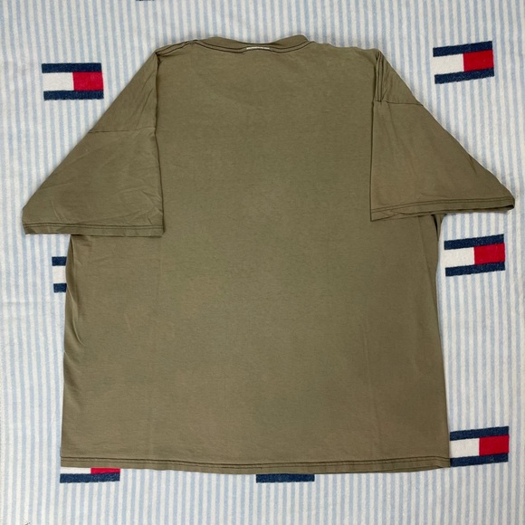 Vintage distressed Nike embroidered swoosh tan short sleeve tee shirt - Picture 2 of 16